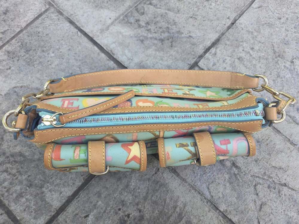 Vintage Y2K Dooney & Bourke "IT" Multicolored Monogram Banana Shoulder Bag Purse - Picture 9 of 16